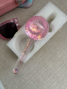 Frozen Disney Elsa cold face wand — pink snowflake sparkle